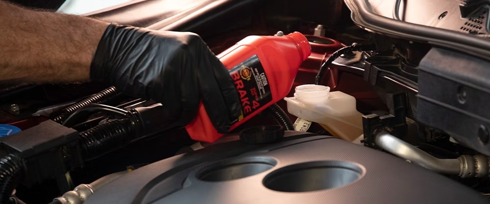 brake-fluid-flush brake-fluid-flush